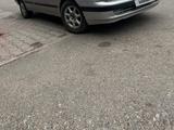 Toyota Carina E 1997 года за 1 850 000 тг. в Алматы – фото 4