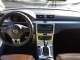 Volkswagen Passat CC 2011 года за 5 200 000 тг. в Алматы – фото 2