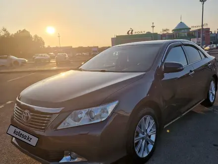 Toyota Camry 2014 года за 10 800 000 тг. в Шиели – фото 2