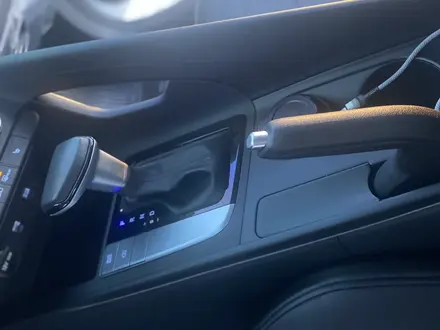 Hyundai Elantra 2023 года за 11 500 000 тг. в Караганда