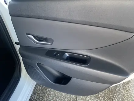 Hyundai Elantra 2023 года за 11 500 000 тг. в Караганда – фото 26