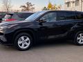 Toyota Highlander 2024 года за 35 000 000 тг. в Актобе – фото 2