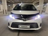 Toyota Sienna 2020 года за 18 300 000 тг. в Алматы