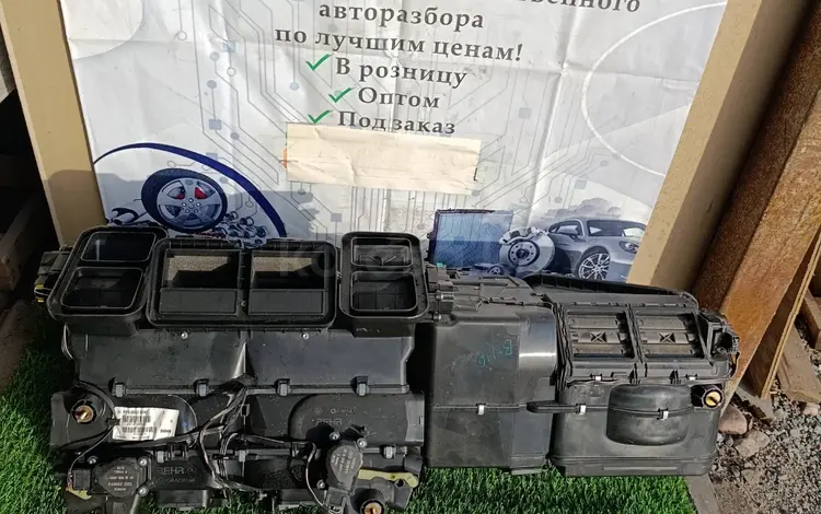Печка салона Mercedes-Benz за 4 328 тг. в Алматы