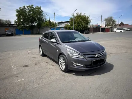 Hyundai Accent 2015 года за 5 200 000 тг. в Семей – фото 2