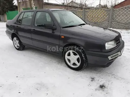 Volkswagen Vento 1993 года за 1 600 000 тг. в Павлодар – фото 10