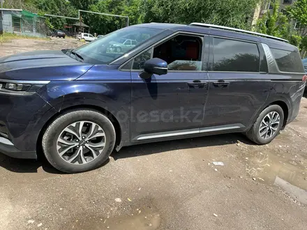 Kia Carnival 2023 года за 20 000 000 тг. в Шымкент – фото 3