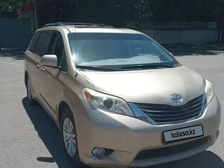 Toyota Sienna 2011 года за 9 500 000 тг. в Алматы – фото 4