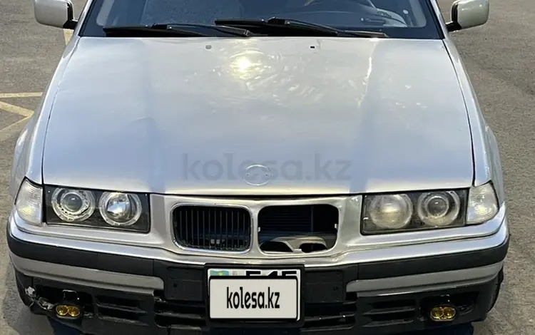 BMW 320 1992 года за 1 300 000 тг. в Алматы