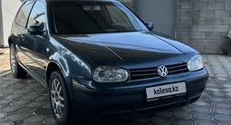 Volkswagen Golf 2000 года за 2 900 000 тг. в Алматы
