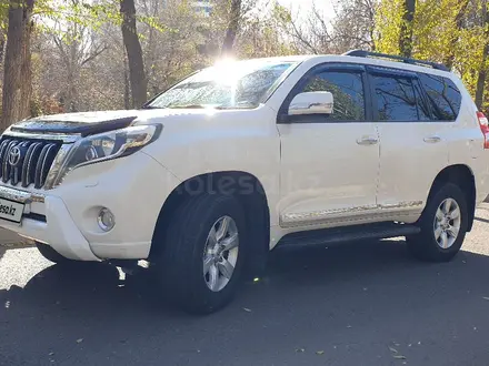 Toyota Land Cruiser Prado 2014 года за 17 200 000 тг. в Астана