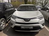 Toyota RAV4 2019 года за 11 800 000 тг. в Алматы – фото 2