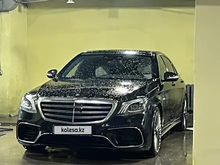 Mercedes-Benz S 400 2014 года за 27 500 000 тг. в Астана