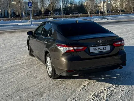 Toyota Camry 2019 года за 16 000 000 тг. в Астана – фото 9