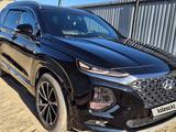 Hyundai Santa Fe 2019 годаүшін13 000 000 тг. в Семей – фото 4