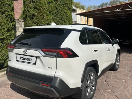 Toyota RAV4 2019 года за 16 500 000 тг. в Алматы – фото 6