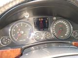 Volkswagen Touareg 2004 года за 4 500 000 тг. в Усть-Каменогорск – фото 2