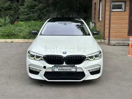 BMW 540 2020 года за 30 000 000 тг. в Алматы