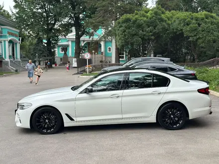 BMW 540 2020 года за 30 000 000 тг. в Алматы – фото 4