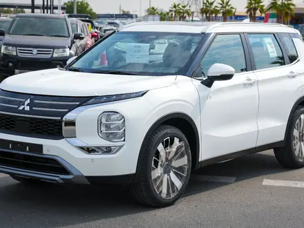 Mitsubishi Outlander, 2026