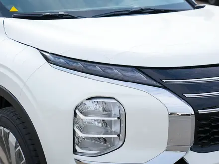 Mitsubishi Outlander 2026 года за 11 538 900 тг. в Алматы – фото 5