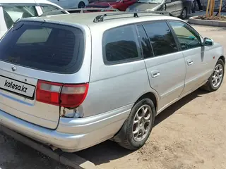 Toyota Carina E