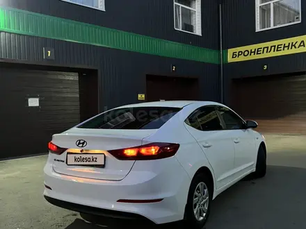 Hyundai Elantra 2018 года за 5 800 000 тг. в Павлодар – фото 3