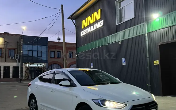 Hyundai Elantra 2018 годаүшін5 800 000 тг. в Павлодар