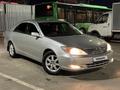 Toyota Camry 2002 годаүшін5 100 000 тг. в Алматы – фото 3