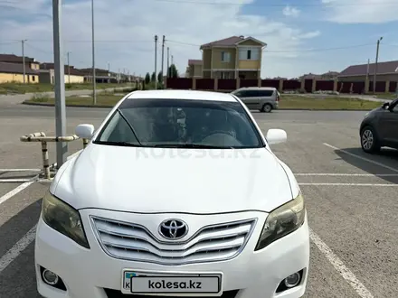 Toyota Camry 2011 года за 7 000 000 тг. в Актобе – фото 22