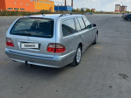 Mercedes-Benz E 320 2001 года за 4 600 000 тг. в Актобе – фото 4