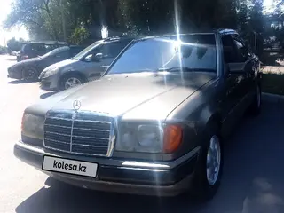Mercedes-Benz E 250