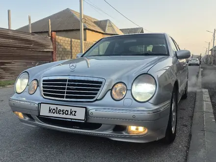 Mercedes-Benz E 280 1999 года за 4 050 000 тг. в Шымкент – фото 2