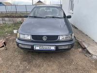 Volkswagen Passat 1994 годаүшін1 250 000 тг. в Уральск