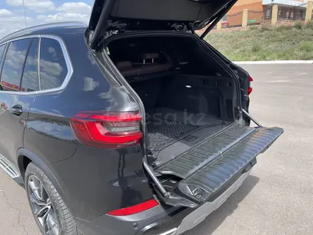 BMW X5 2019 года за 27 000 000 тг. в Караганда – фото 3