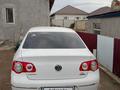 Volkswagen Passat 2009 года за 3 700 000 тг. в Атырау – фото 3