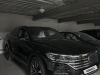 Volkswagen Touareg 2022 годаfor30 500 000 тг. в Костанай