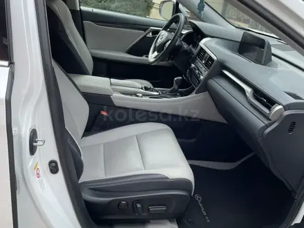 Lexus RX 350 2018 года за 14 500 000 тг. в Алматы – фото 8