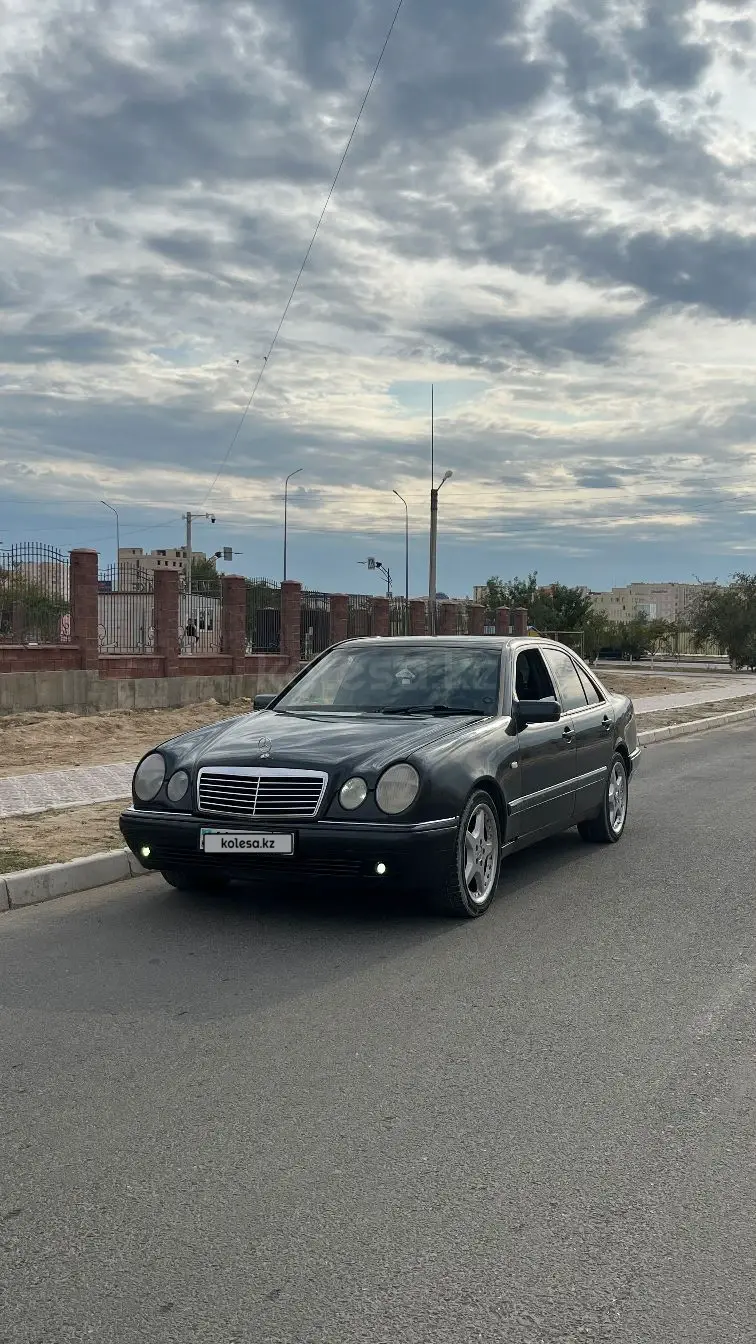Mercedes-Benz E-Class, 1998