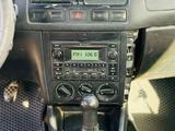Volkswagen Jetta 2002 года за 800 000 тг. в Уральск – фото 5