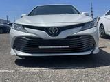 Toyota Camry 2019 года за 16 800 000 тг. в Шымкент