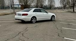 Mercedes-Benz E 400 2015 года за 14 410 000 тг. в Алматы – фото 5