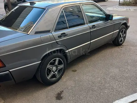 Mercedes-Benz 190 1992 года за 1 700 000 тг. в Астана – фото 2