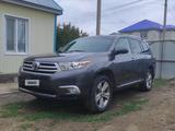 Toyota Highlander 2013 годаүшін8 500 000 тг. в Актобе – фото 3