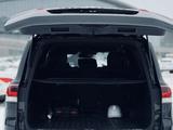 Toyota Land Cruiser 2022 года за 48 000 000 тг. в Астана – фото 5