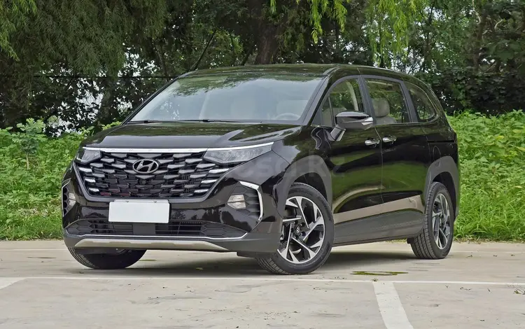 Hyundai Custin 2024 года за 14 500 000 тг. в Астана