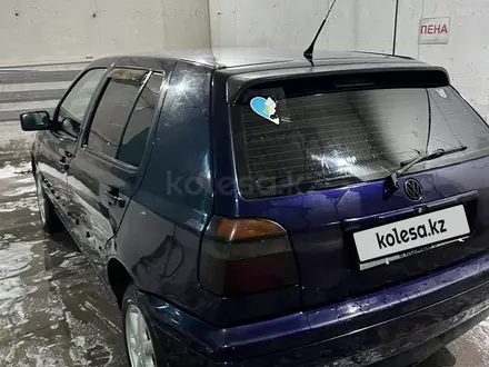 Volkswagen Golf 1999 года за 1 450 000 тг. в Алматы – фото 13