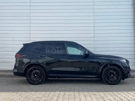 BMW X5 M 2024 года за 99 900 000 тг. в Астана – фото 5