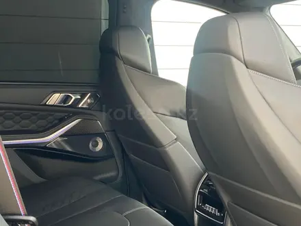 BMW X5 M 2024 года за 99 900 000 тг. в Астана – фото 9