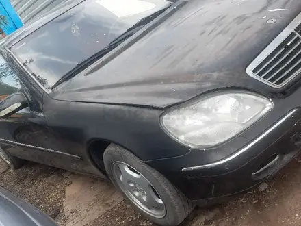 Mercedes-Benz S 500 2000 года за 3 000 000 тг. в Астана – фото 3